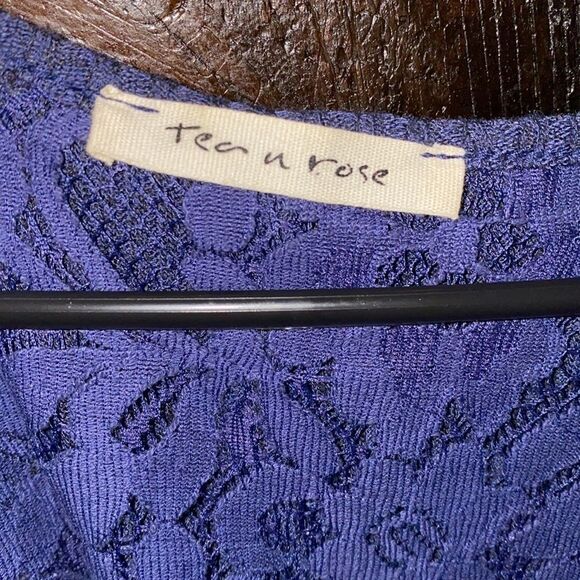 Tea & Rose | Navy Apollo Lace Cardigan Size M - Picture 5 of 6